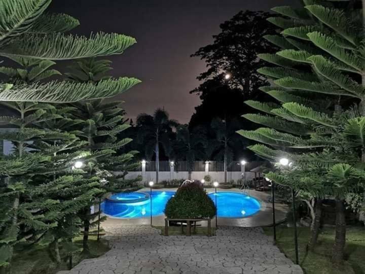 Casa De Miguelitos Hotell Tagaytay City Exteriör bild