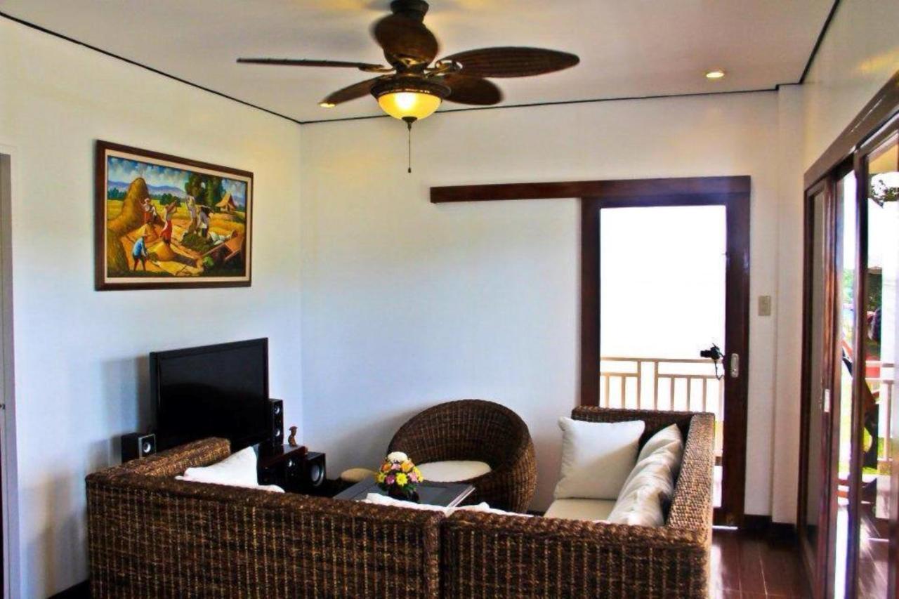 Casa De Miguelitos Hotell Tagaytay City Rum bild