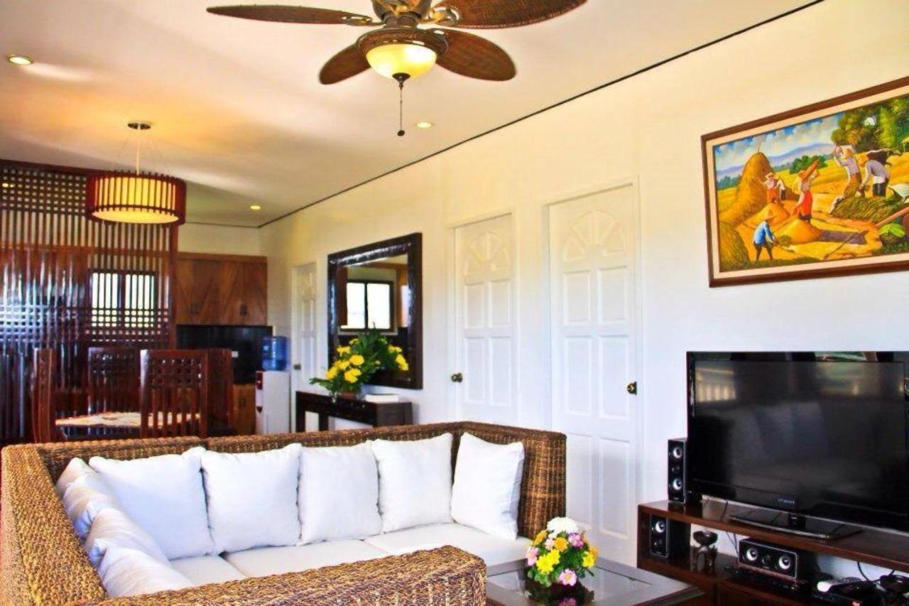 Casa De Miguelitos Hotell Tagaytay City Rum bild